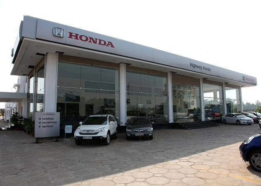  Odisha Govt warns vehicle dealers of action for overcharging