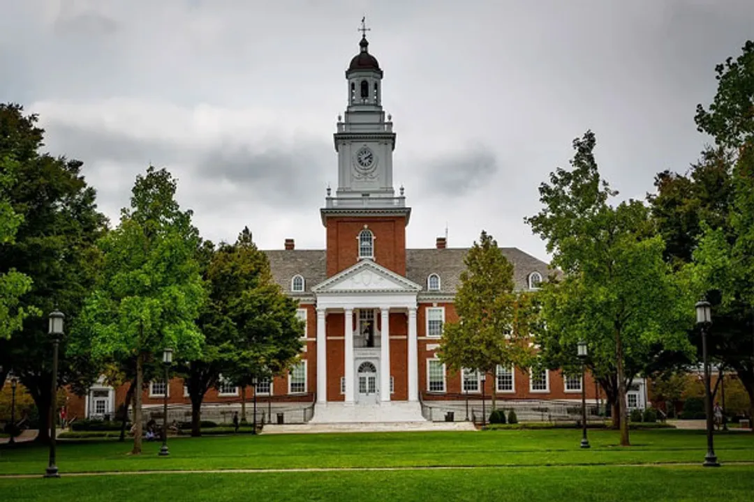  This Johns Hopkins-supported app to guide Covid patients in home isolation