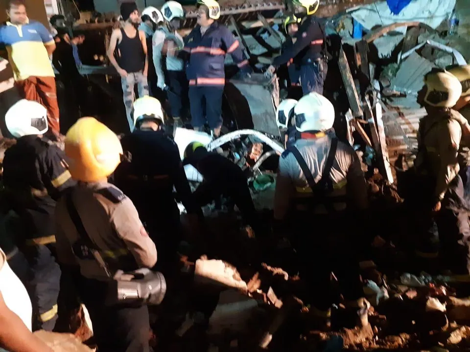  Mumbai house crash killed 11 in Malvani, Malad 