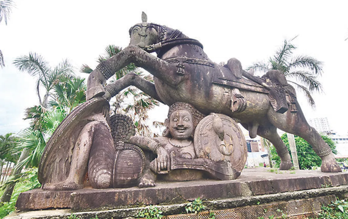  Shifting of warrior-horse replica, Bhubaneswar's identity, stirs row