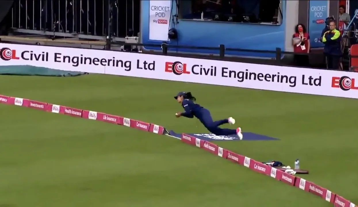  Harleen's jaw-dropping catch dwarfs India's loss. 