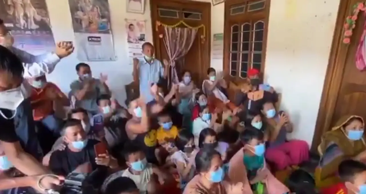  Watch: This is how Mirabai Chanu’s family, neighbours reacted as she won India’s first silver at Tokyo Olympics