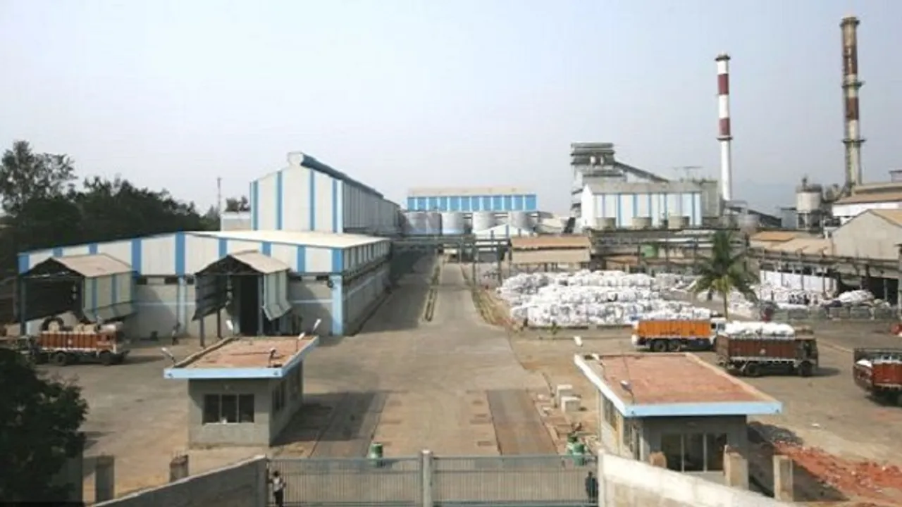  Odisha: Sacked employee attacks Emami Paper Mills Director