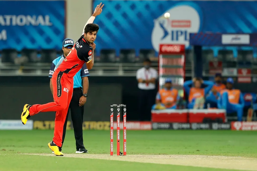  West Bengal's Akash Deep replaces Washington Sundar in RCB for IPL 2021