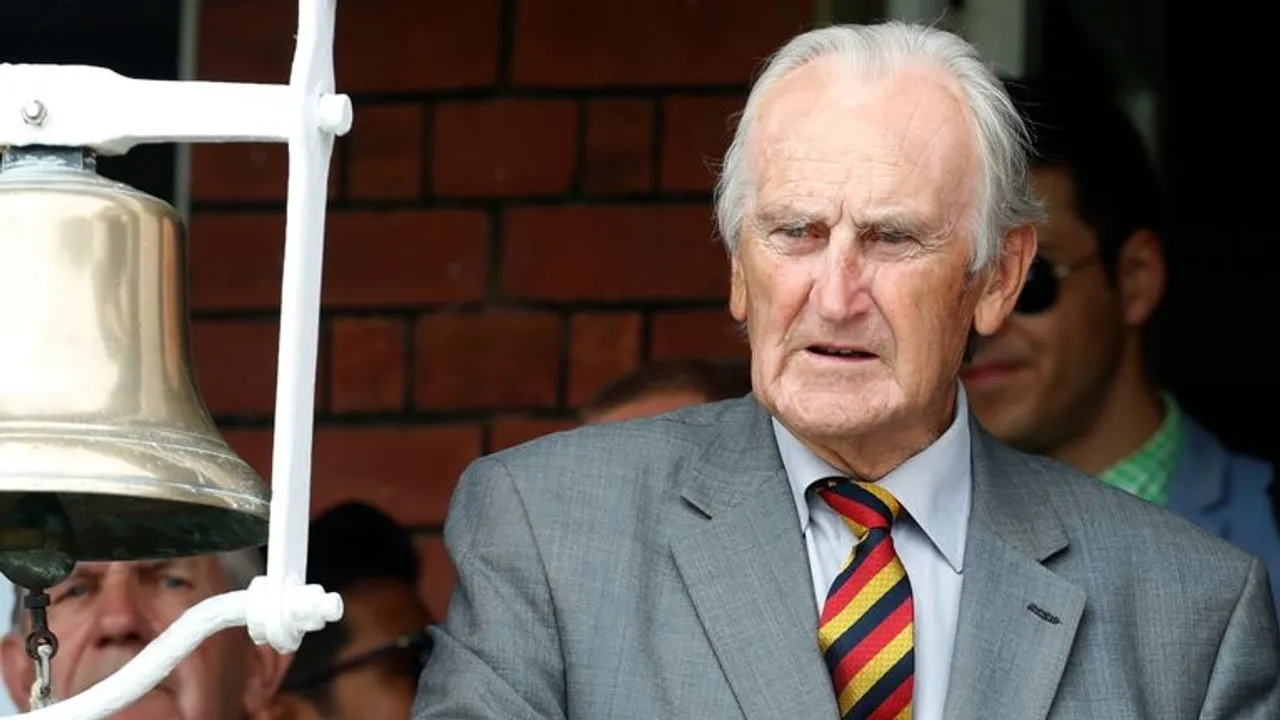  Former England captain and MCC President Ted Dexter dies aged 86. 