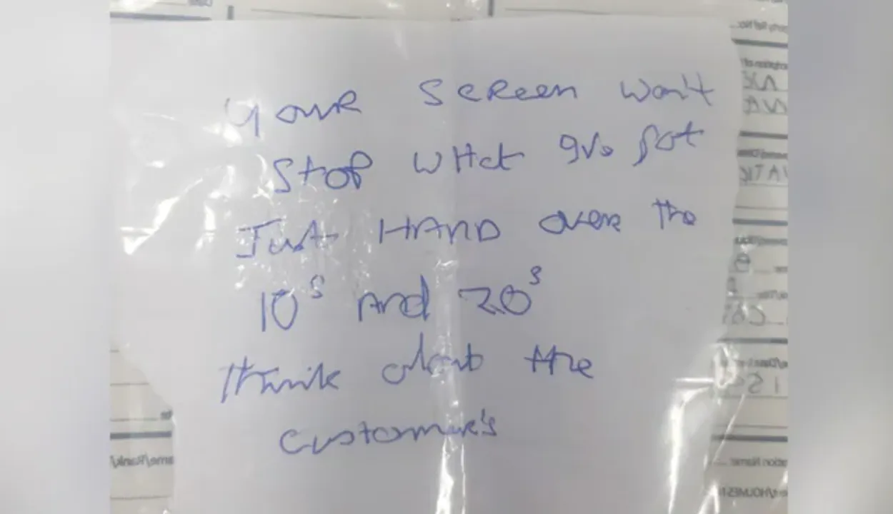  Man tries to rob bank, returns home empty handed as staff could not understand his handwriting