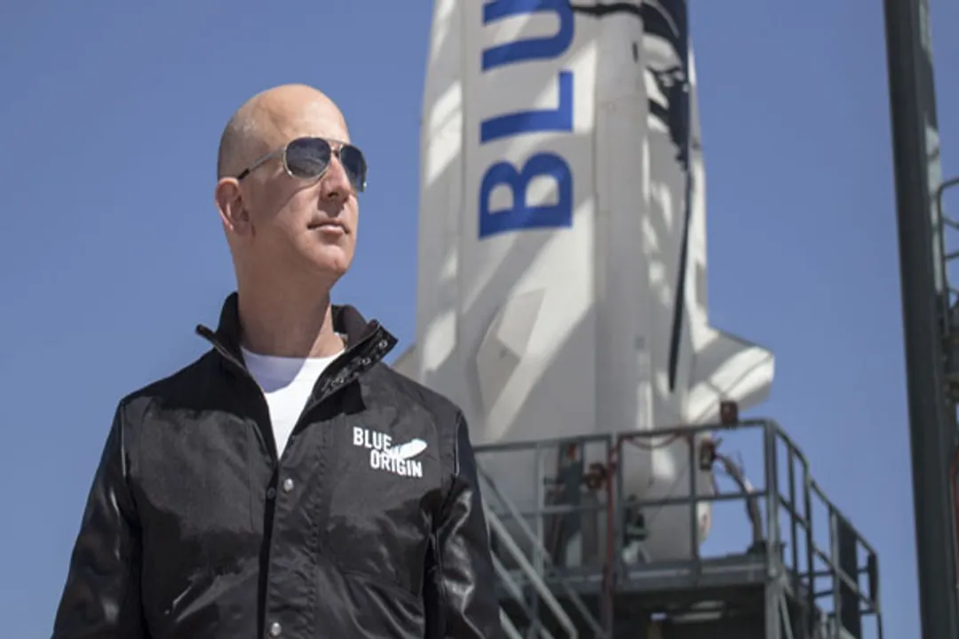  Jeff Bezos sues NASA over awarding Moon lander contract to Elon Musk