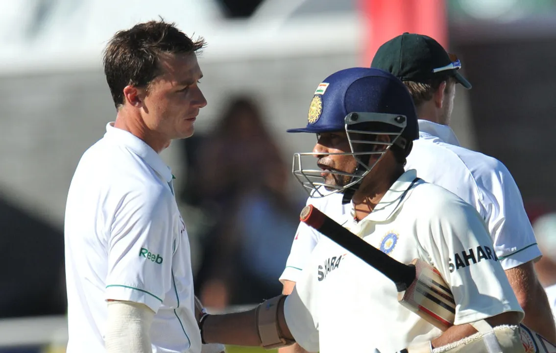  CAPE TOWN, SOUTH AFRICA - JANUARY 06, Dale Steyn and Sachin Tendulkar at the draw during day 5 of the 3rd Test match between South Africa and India at Newlands Stadium on January 06, 2011 in Cape Town, South Africa.
Photo by Duif du Toit / Gallo Images 