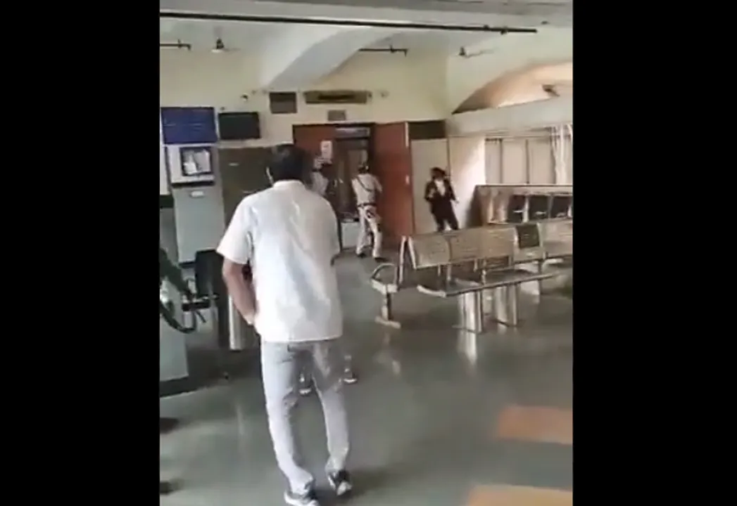  Watch: Firing inside Delhi court leaves 3 dead, undertrial gangster among those killed