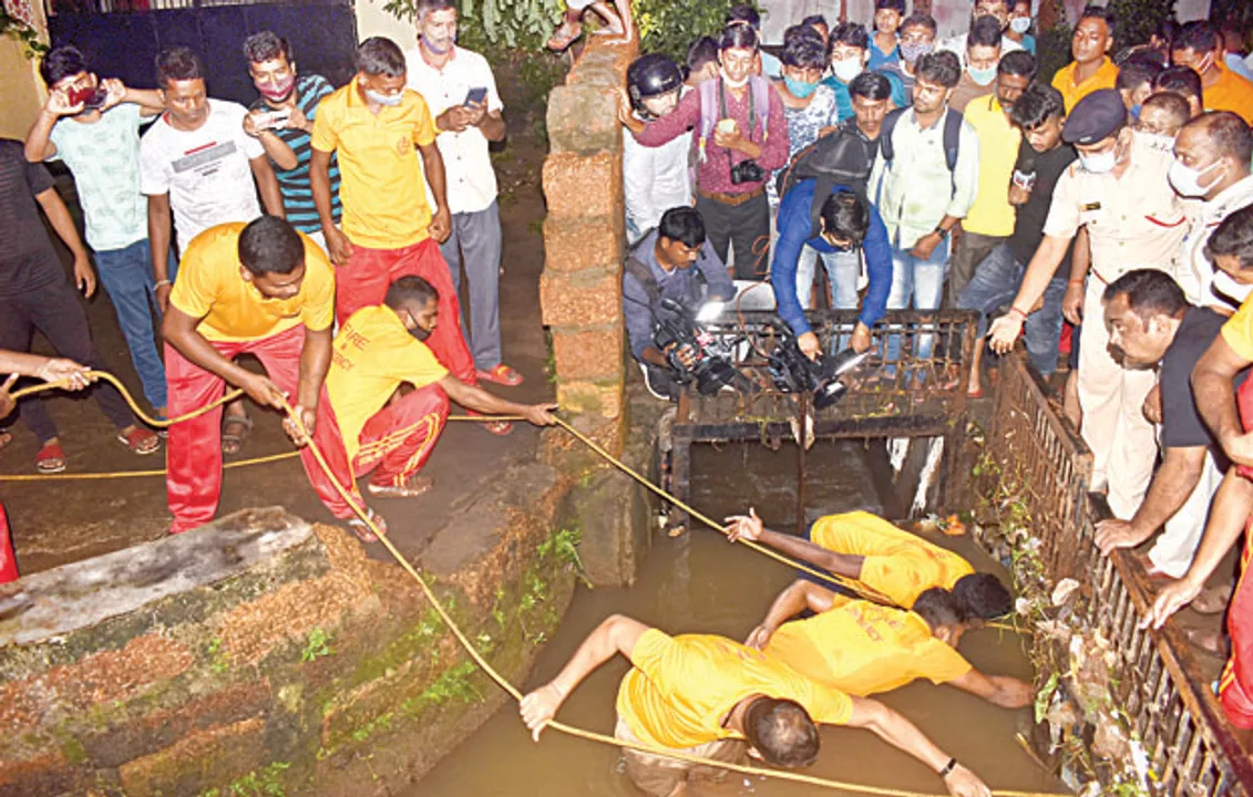 Minor's death in open drain bares naked truth of 'Smart City'