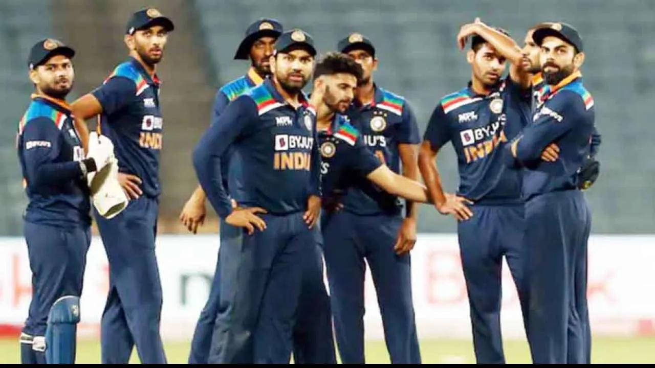  Sunil Gavaskar picks this player to be India's captain for next two T20 World Cups