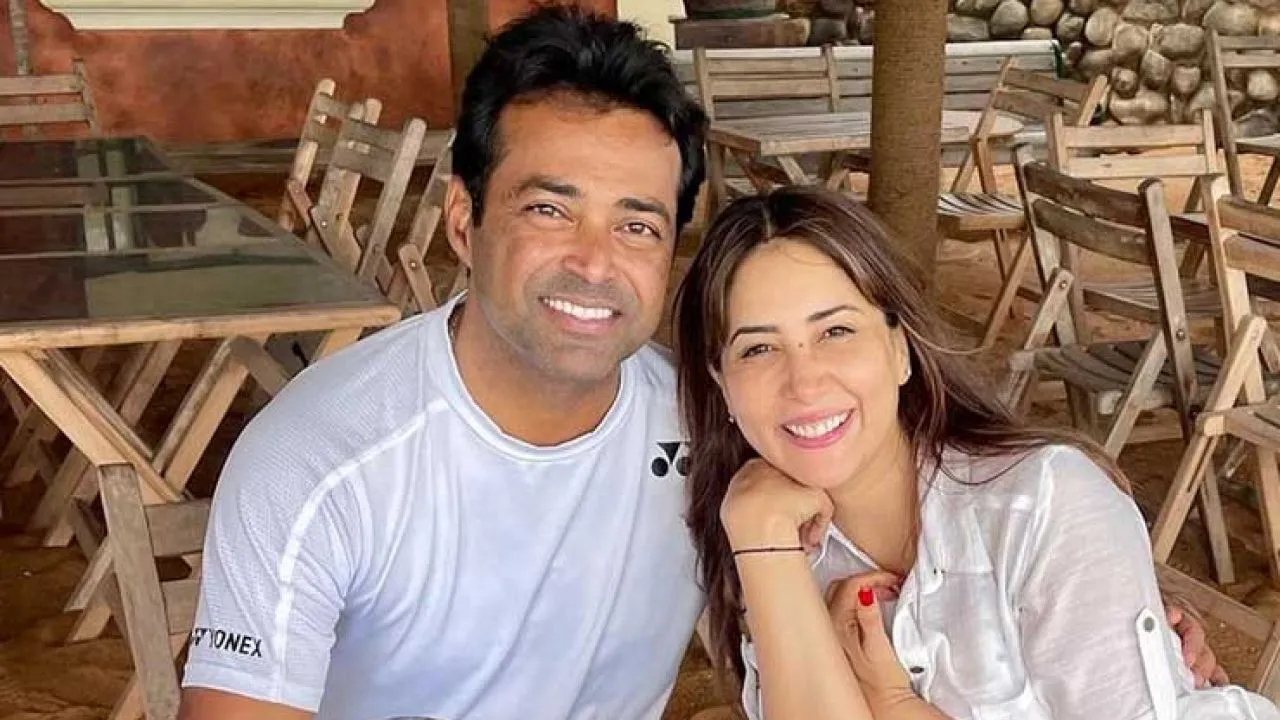  Actress Kim Sharma confirms she is in a relationship with tennis legend Leander Paes