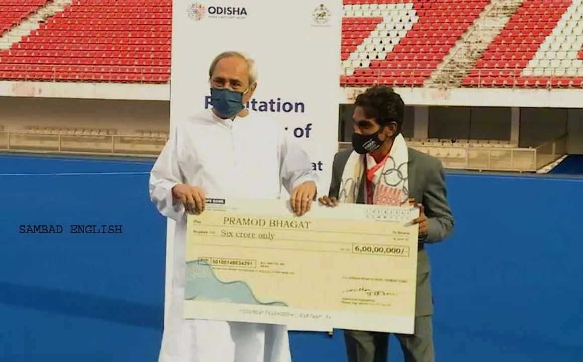  Golden Boy Pramod Bhagat felicitated by Odisha CM Naveen Patnaik on homecoming