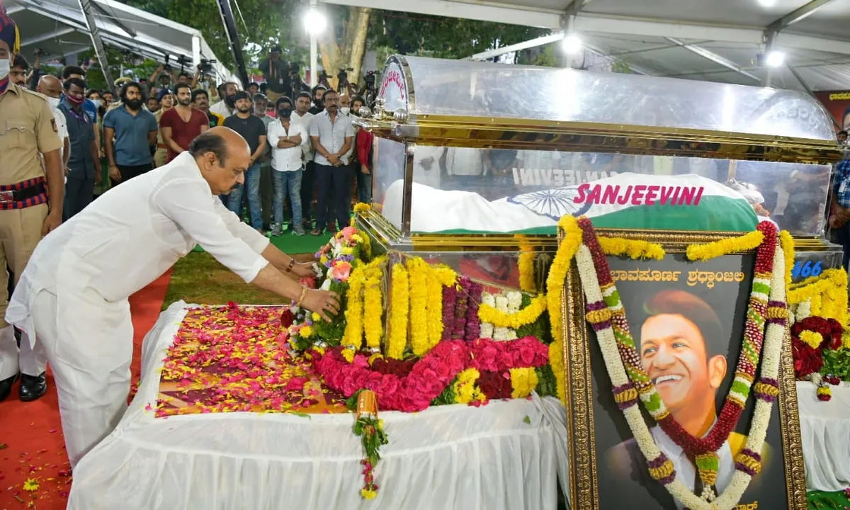  K'taka CM Bommai bids affectionate goodbye to Puneeth. 