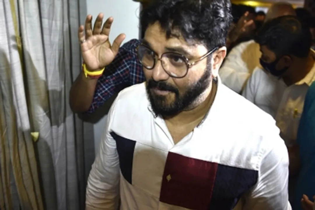  Babul Supriyo resigns as BJP MP after meeting LS Speaker
