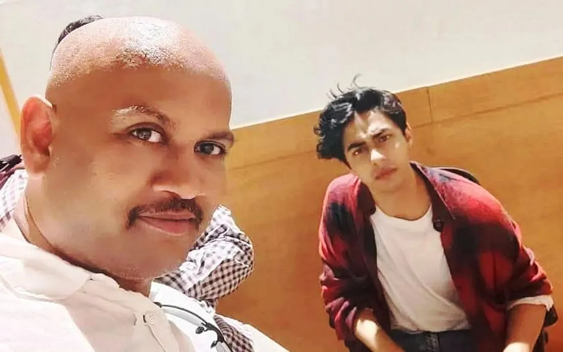  Aryan Khan drugs case: Detective Kiran Gosavi announces to surrender before police