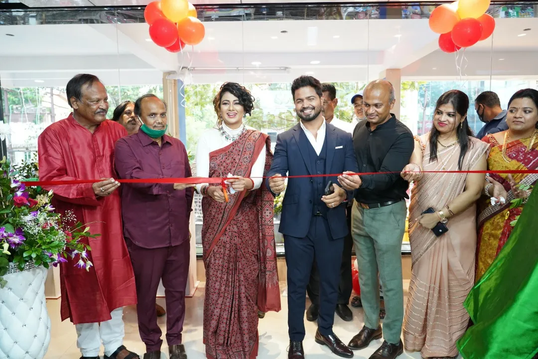  Ruchi opens Frozeit's new outlet in Cuttack