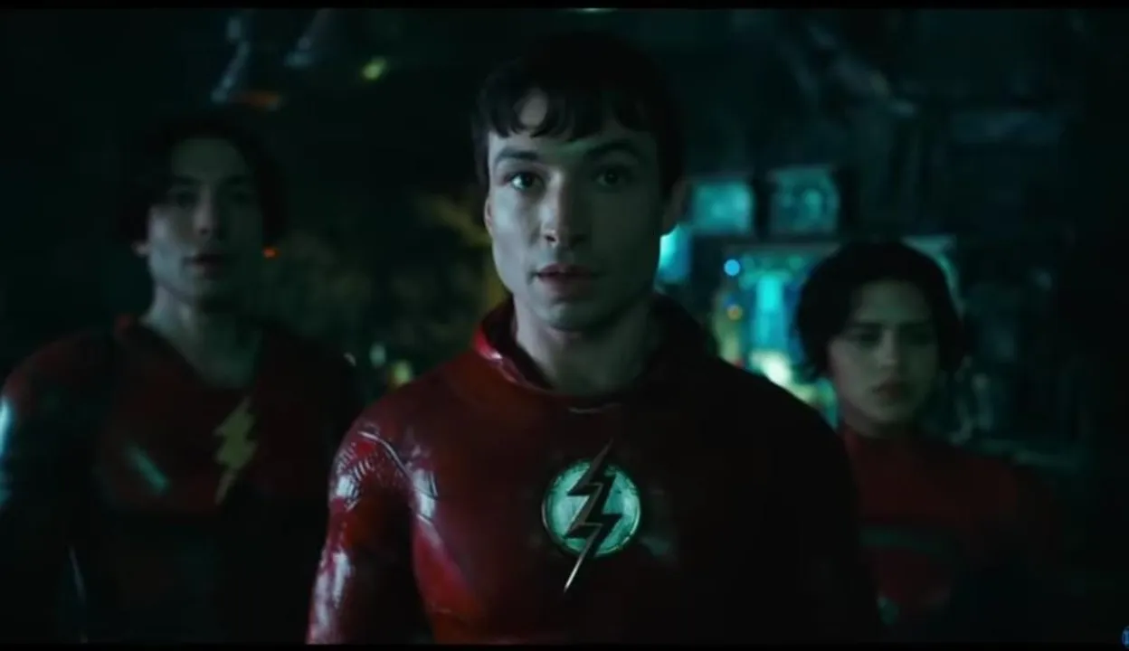  SCREEN GRAB FROM THE FLASH TRAILER 