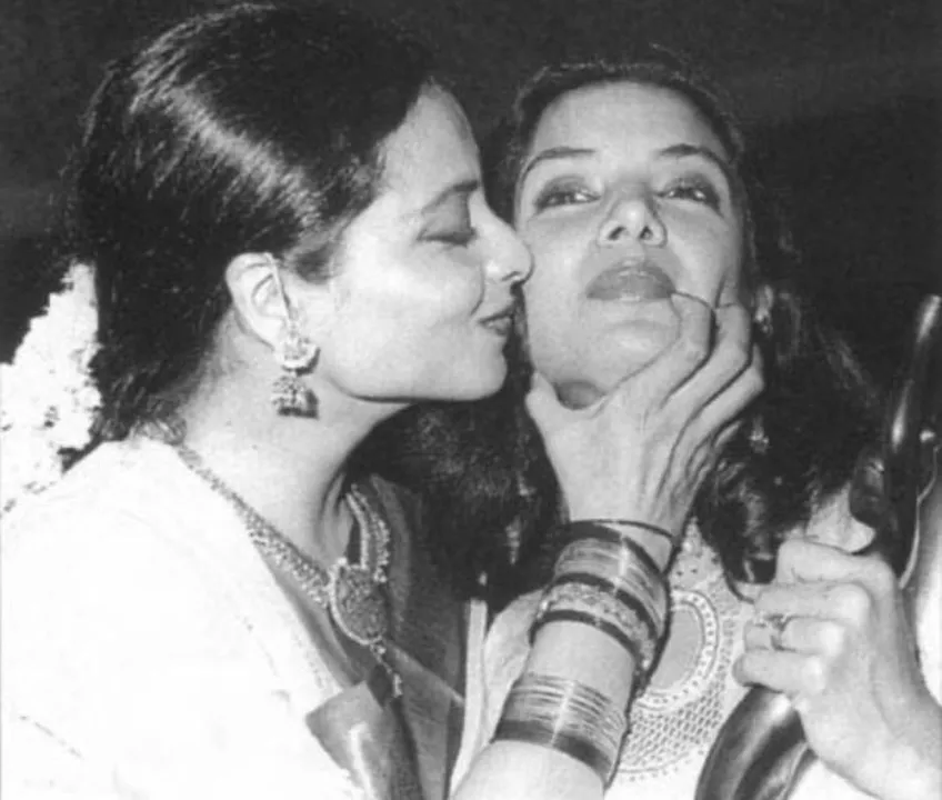  Legendary Actress Rekha gets special message from Shabana on her 67th birthday