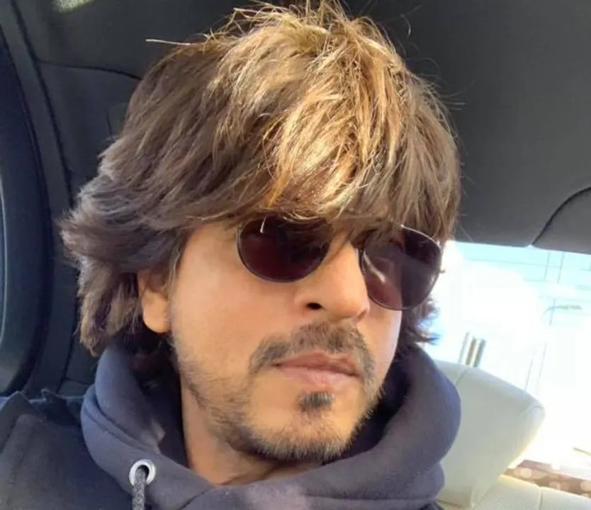  Shah Rukh Khan and history of his controversies