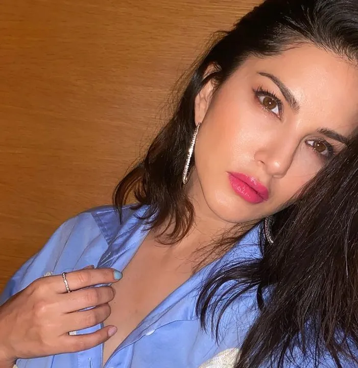  Sunny Leone's 'Pardesi' music video out; Watch here