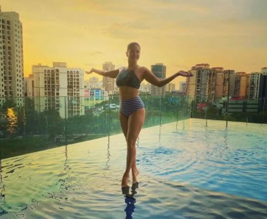  Sunny Leone gives snippet of her ‘piece of heaven’ in Mumbai