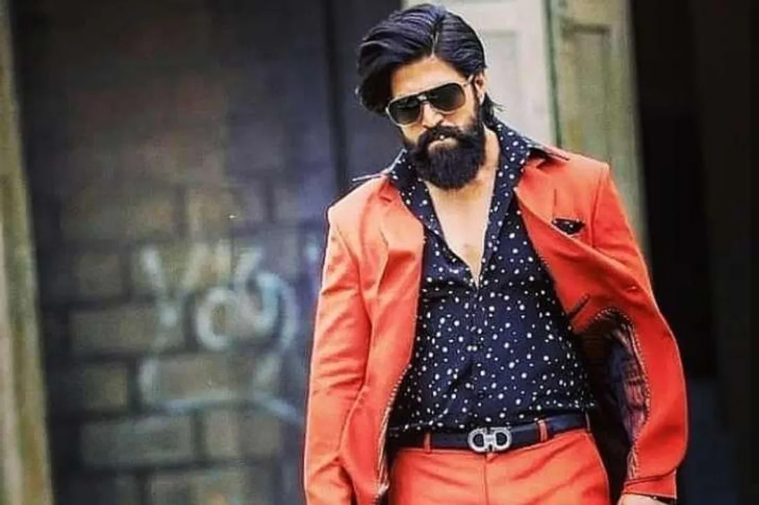  'KGF' star Yash bowls over everyone with his humility at 'Bajarangi 2' event