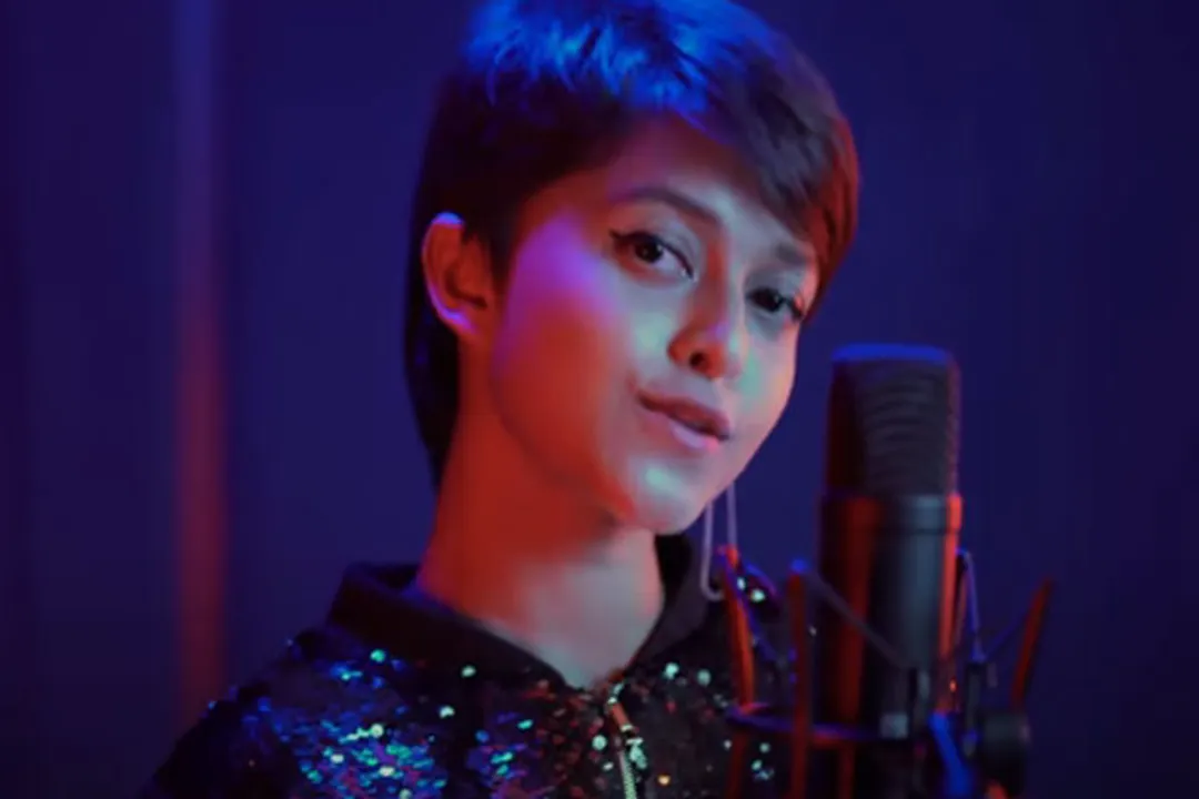  ‘Manike Mage Hithe’ fame Yohani names her favourite Bollywood songs