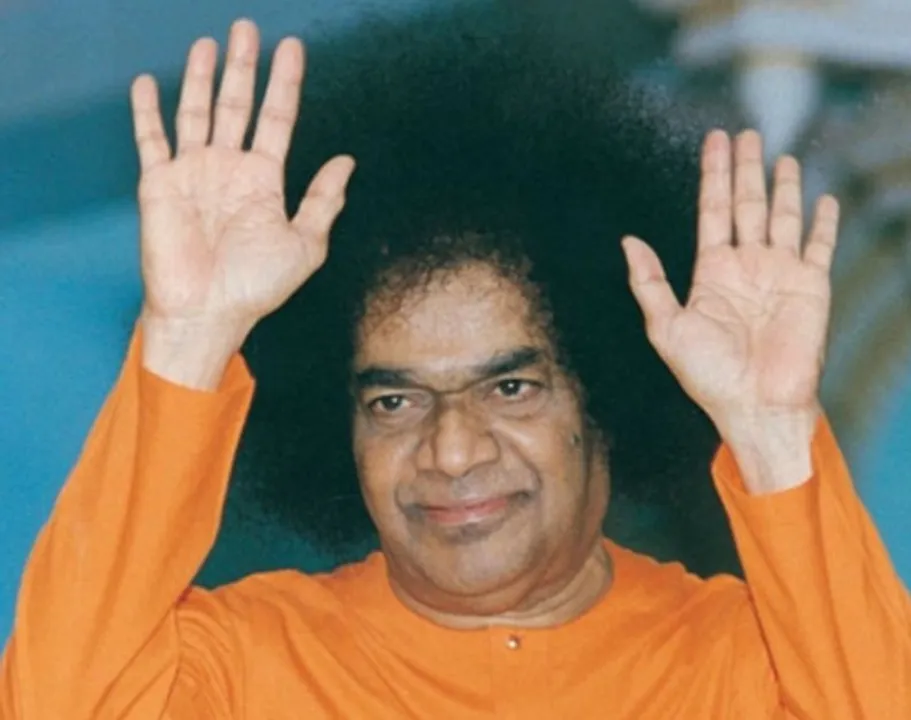  Sathya Sai Baba Jayanti 2021: Best Quotes by Him on His Birthday
