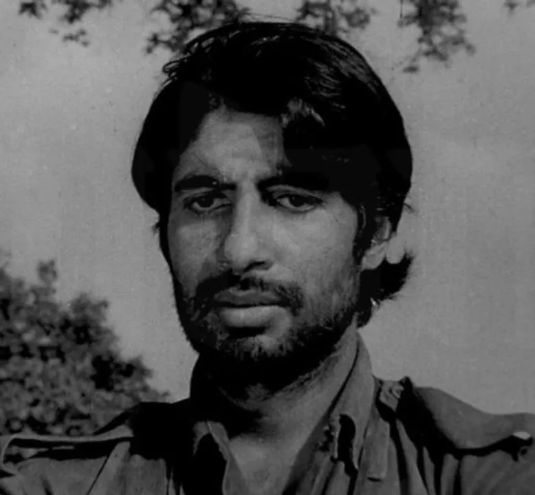  Amitabh Bachchan completes 52 years in Bollywood, shares picture of debut film