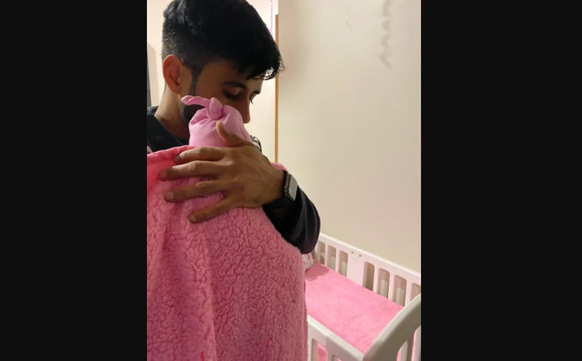  Indian hockey captain Manpreet Singh's emotional goodbye to newborn daughter goes viral