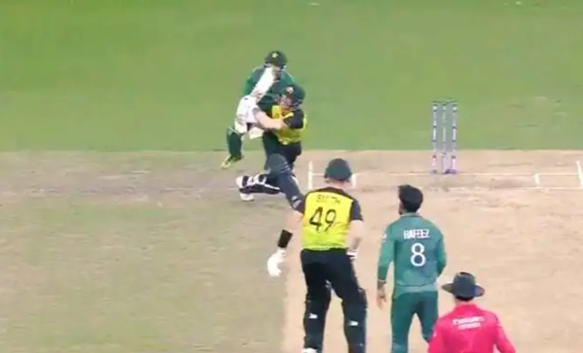  Gautam Gambhir launches scathing attack on David Warner for hitting Mohammad Hafeez's double-bouncer