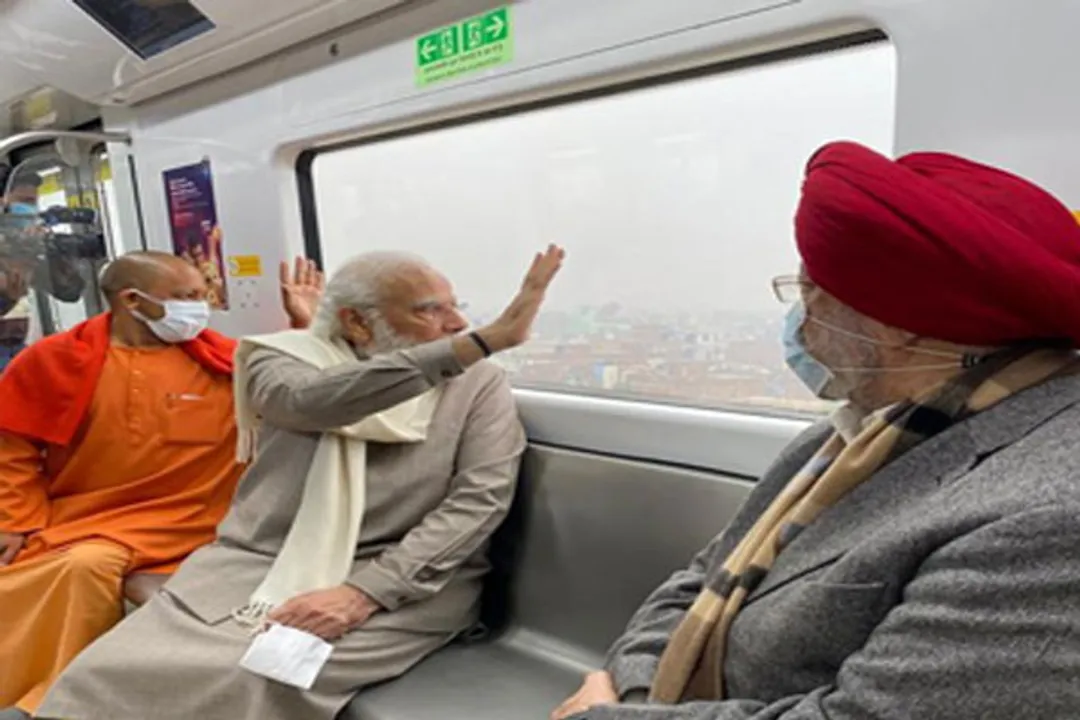  PM Modi inaugurates Kanpur Metro, boards train as 1st passenger