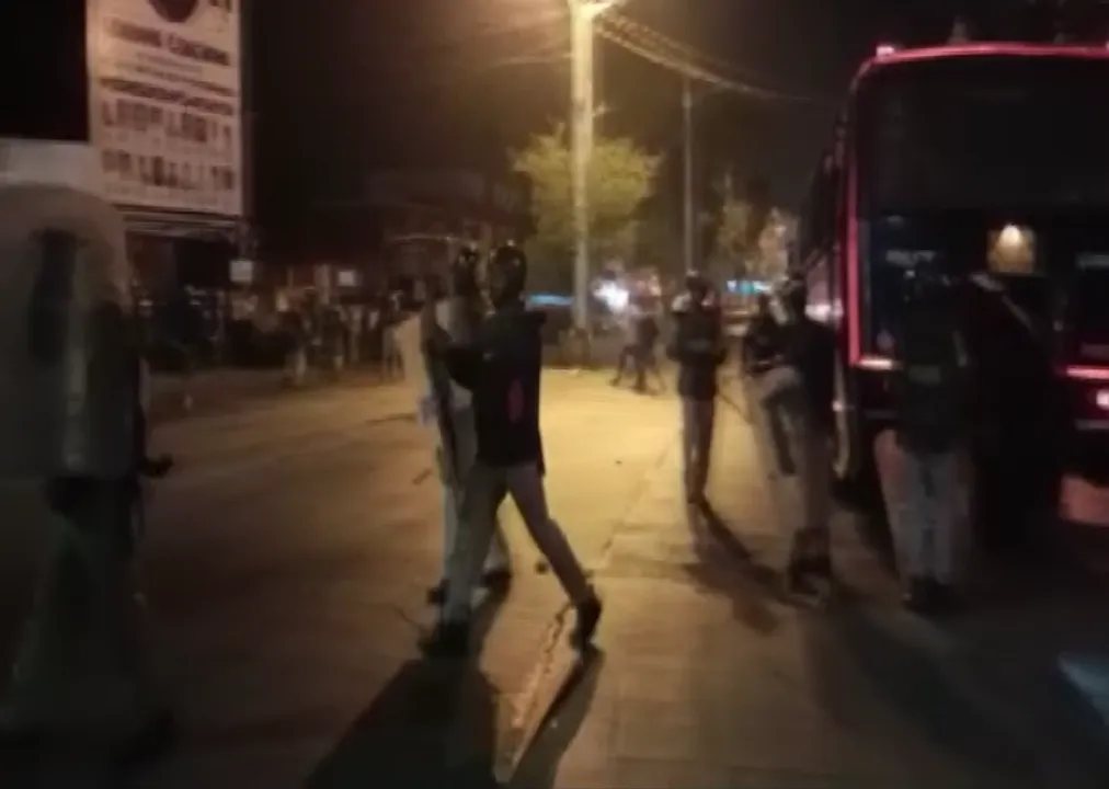  27 arrested for vandalizing freedom fighter's statue in Karnataka