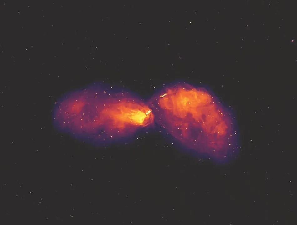  Astronomers from Curtin University capture black hole eruption