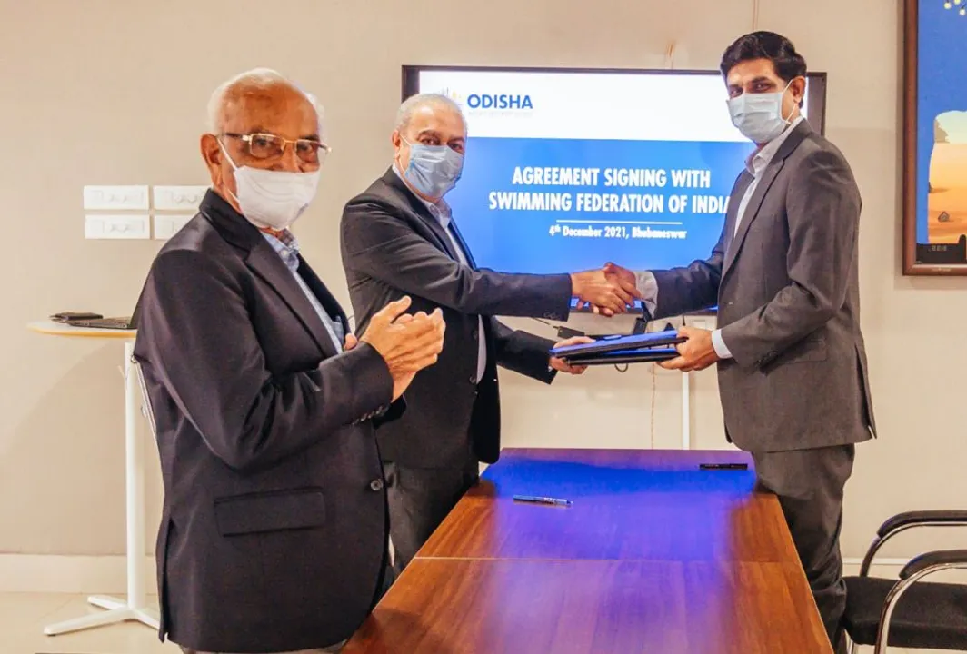  To boost swimming sports, Odisha signs pact with Swimming Federation