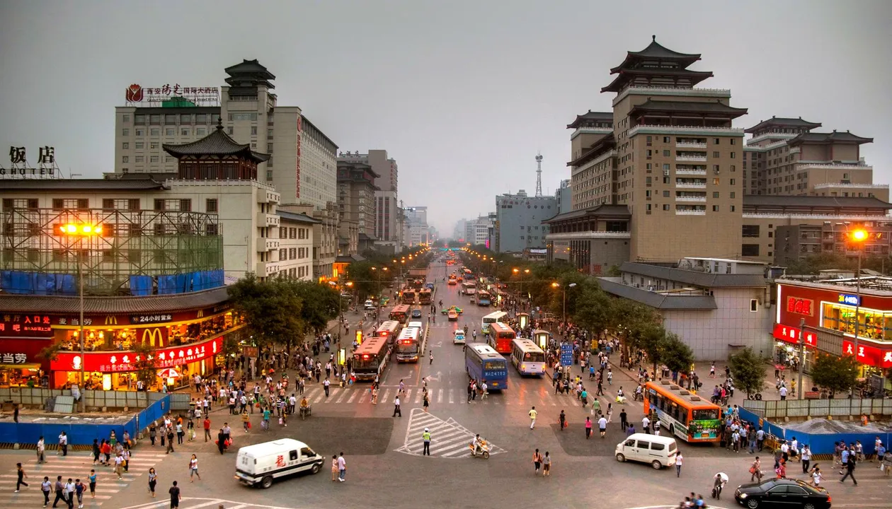  13 million people in China's Xi'an ordered to stay at home amid fresh Covid-19 outbreak