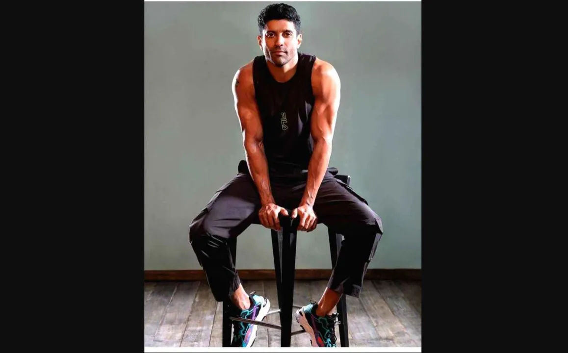  Actor-director Farhan Akhtar recalls training with Rashtriya Rifles soldiers for 'Mission Frontline'