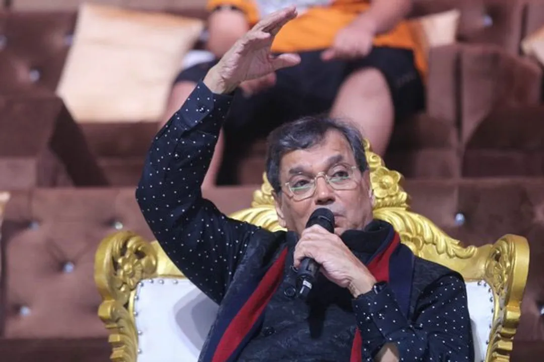  Subhash Ghai turns music director for '36 Farmhouse'