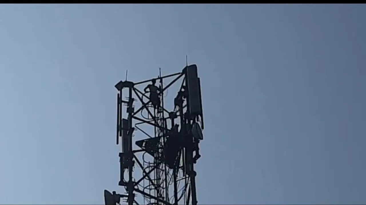  Odisha youth climbs atop mobile tower for tubewell