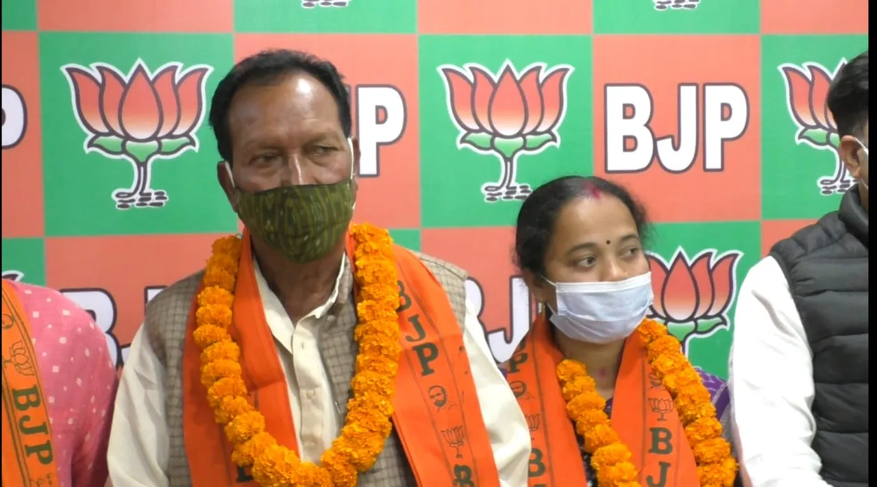  Former Odisha CM Hemananda Biswal's brother joins BJP