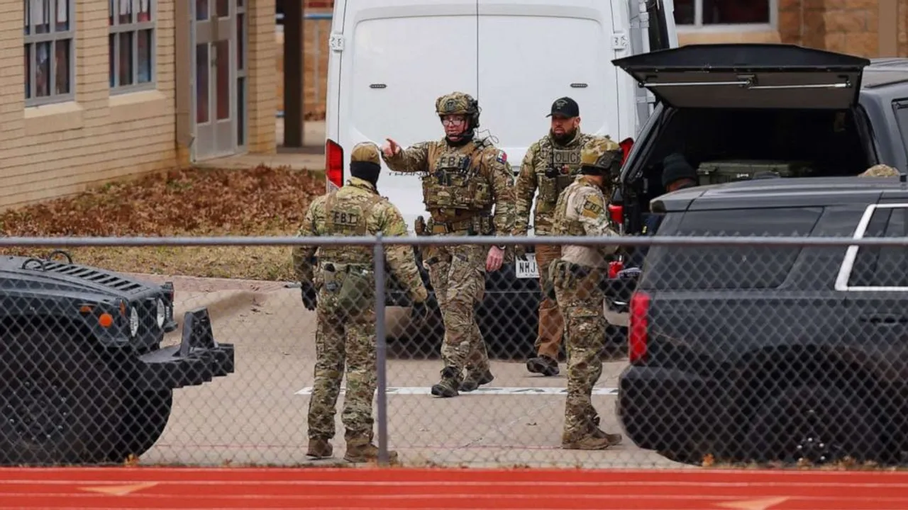  Hours-long stand-off ends after gunman takes four hostage inside Texas synagogue