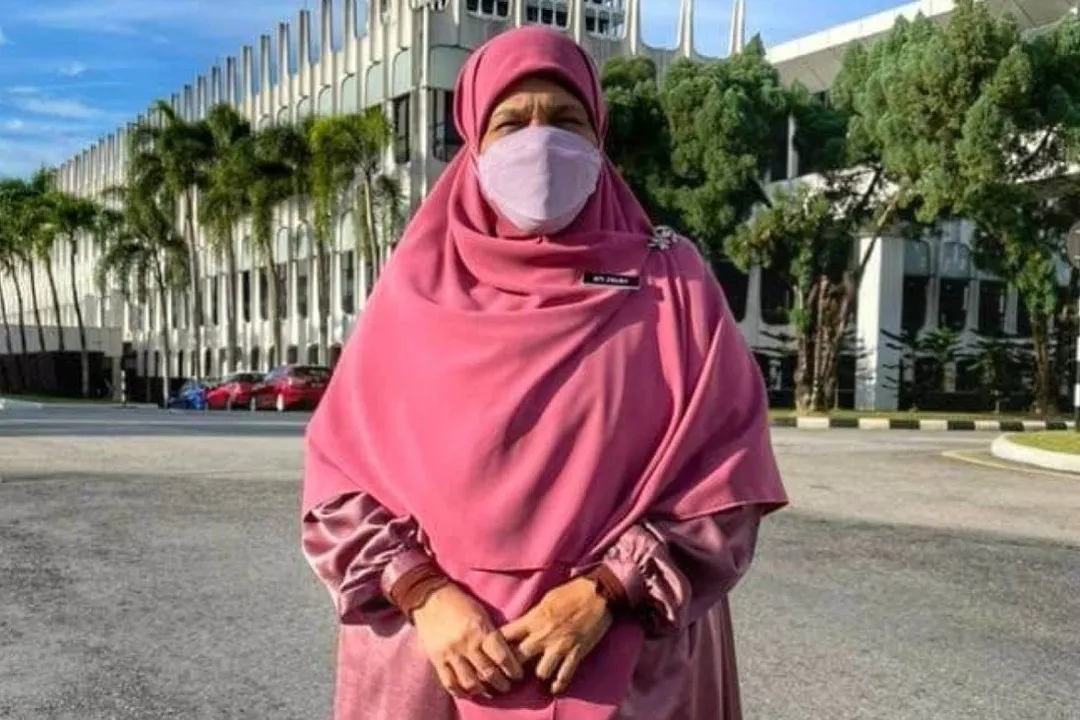  Malaysian woman minister suggests husbands should sleep separately from 'unruly' wives for three days 