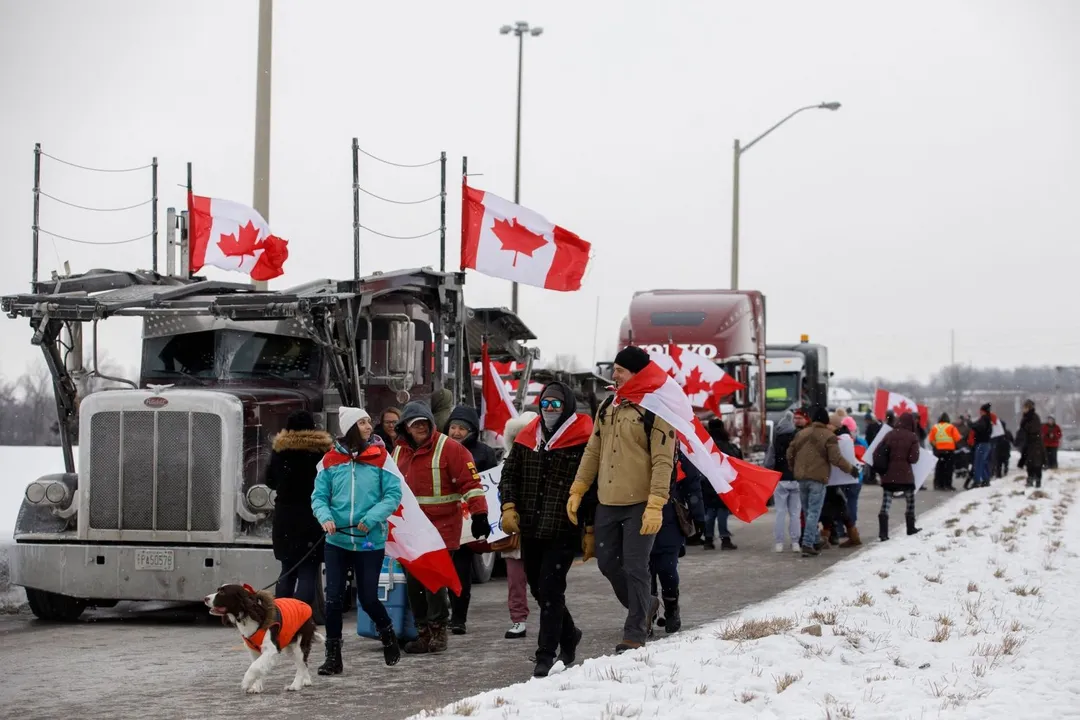  Canada PM declares emergency to end truck blockades