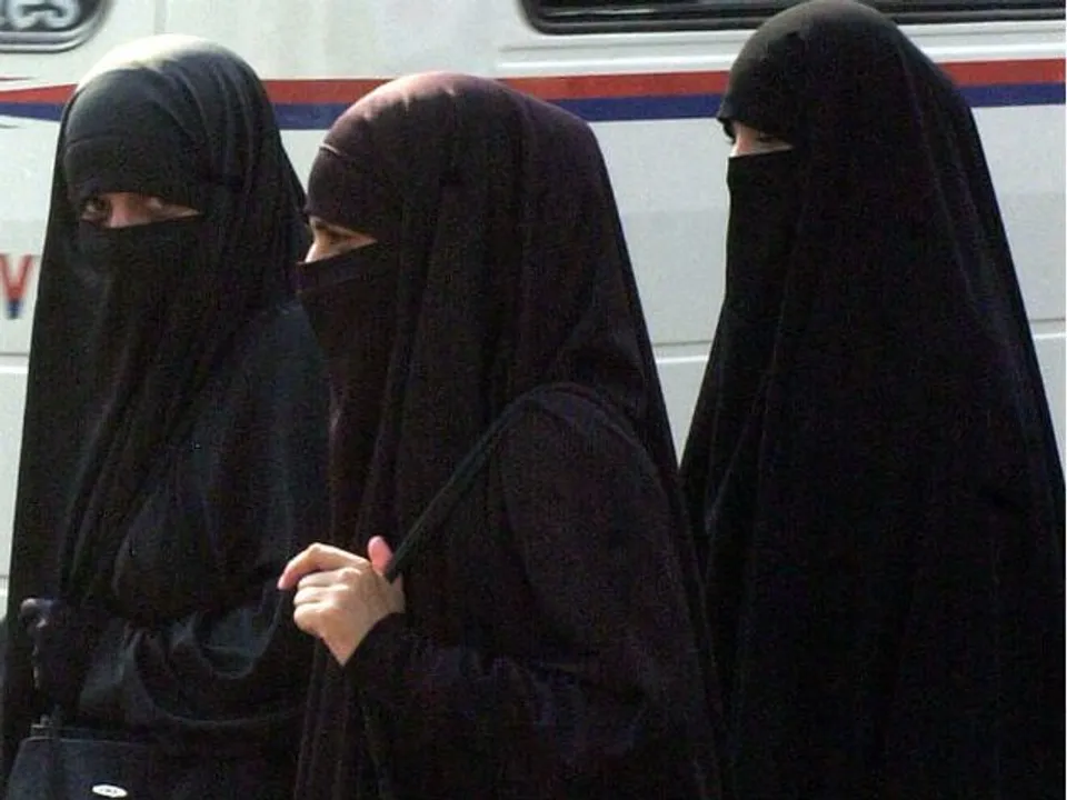  Hijab Row: Karnataka HC resumes hearing pleas