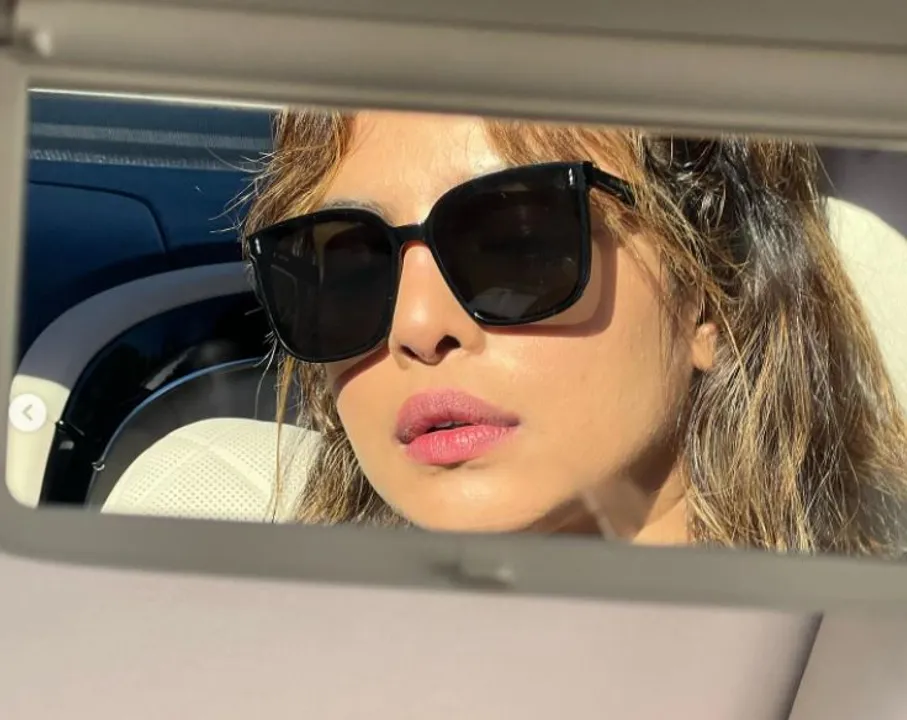  New mom Priyanka Chopra finally ends social media absence; here's what she shared