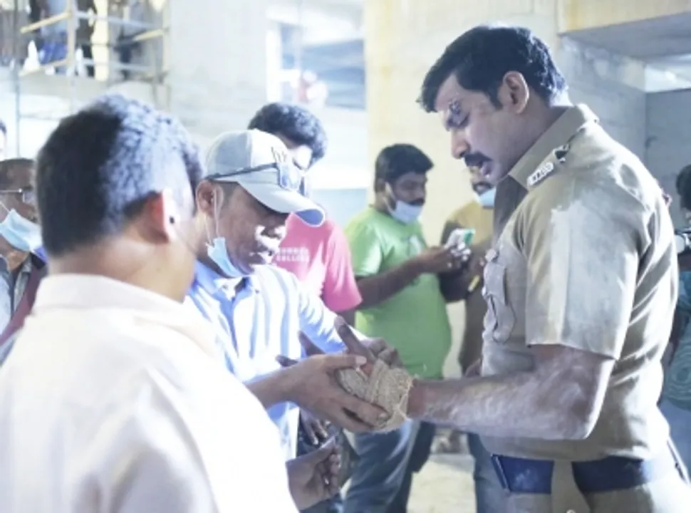  Vishal heads to Kerala for treatment after hairline fractures during shooting