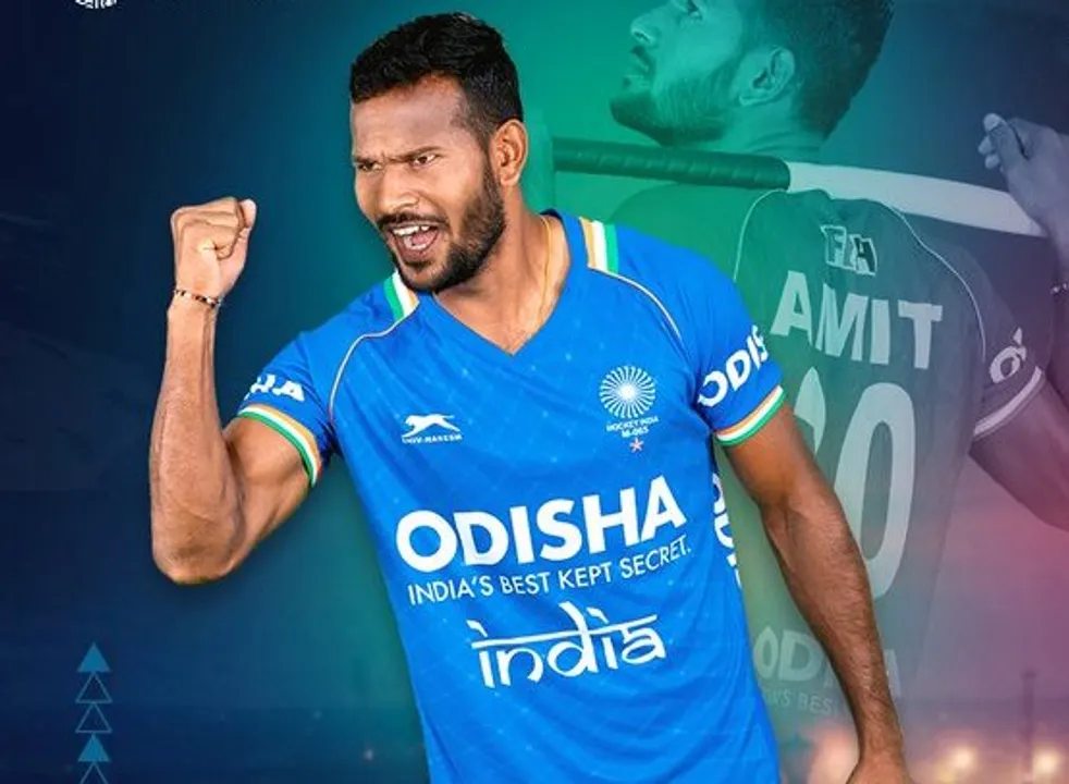  Odisha CM Mohan Majhi greets hockey star Amit Rohidas, calls him 'pride of state'