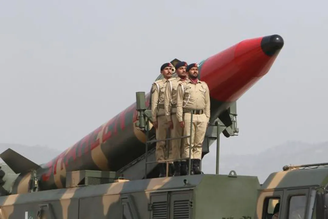  Pakistani military showcases nuclear-capable Chinese SH-15 howitzer for first time