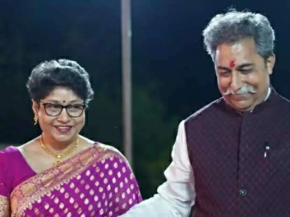  MP's senior IAS office Shailbala Martin and senior journalist Rakesh Pathak  announced to marry soon. 